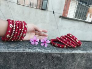 হাতের তৈরি চুড়ি (1 Set)
