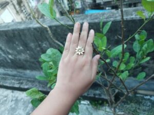 হাতের তৈরি রিং